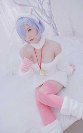 Messie Huang Rem the sheep
