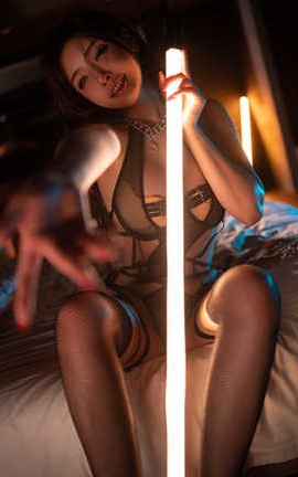 于芷晴 – 微密圈  飒酷情趣