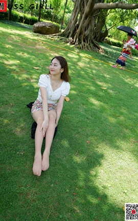 慕丝女郎MussGirl NO.253 草地碎花包臀裙肉丝